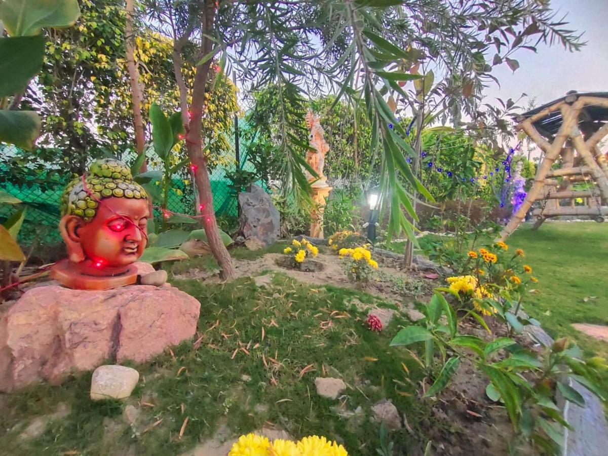 Shaw Estate-Farm House For A Small Parties-Jp Farm Greater Noida Exterior foto